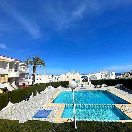 Apartament Apartment Torrevieja Luaran gambar